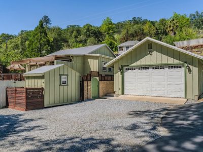 11030 Amador Creek Rd