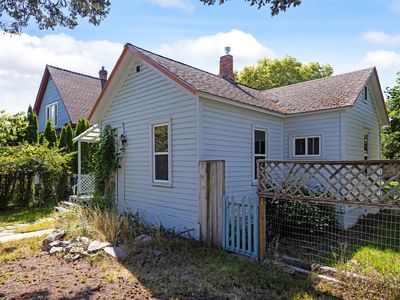 527 S 2nd St W