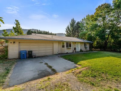 355 Cheslock Rd
