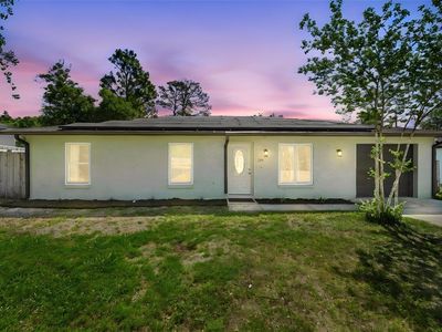 215 Walnut Ave