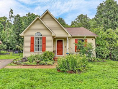 123 Pebble Rd