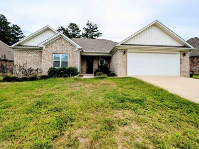 18557 Parkway Pines Dr