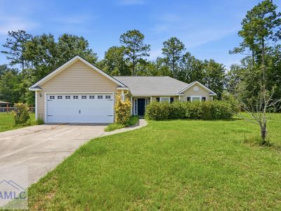 Property at 20 J R Dr, Ellabell, GA