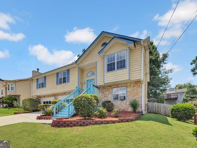 2246 Hampton Dr