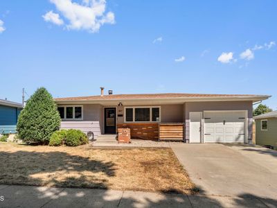 1817 Marian Dr