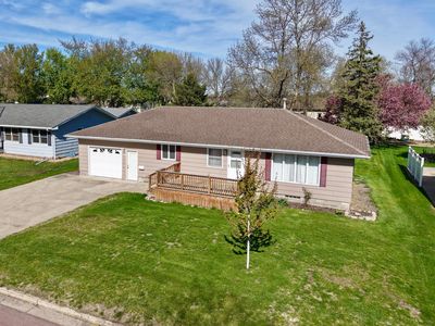 556 Elm Ave