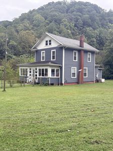 100 Savanna Ln