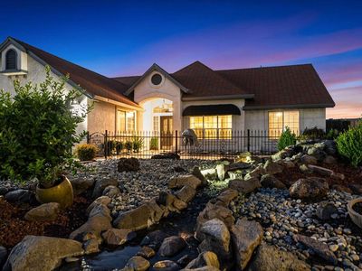 5810 Diamond Ridge Dr