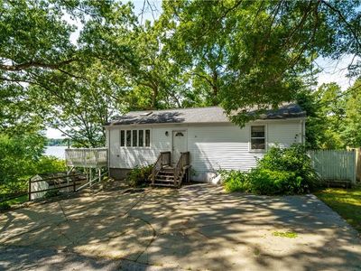 59 Mohawk St