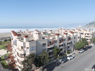 855 La Playa St APT 366