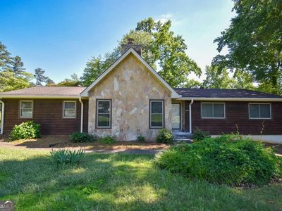 Property at 243 Saint Patrick Dr SW, Mableton, GA
