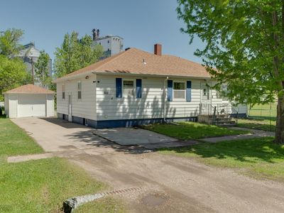 Property at 322 4th St, Grandin, ND