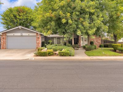 1995 Vartikian Ave
