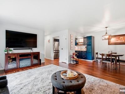 315 Ringwood Ave