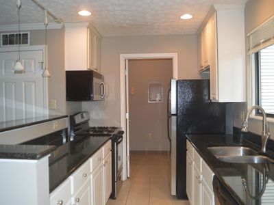 2744 Greystone Dr APT D