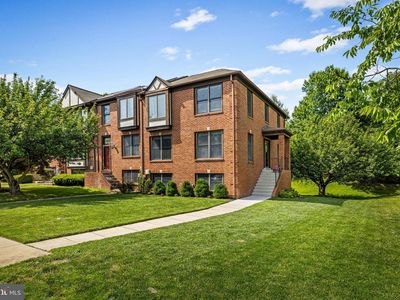 56 Rhodes Pl