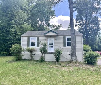 24 Maple St