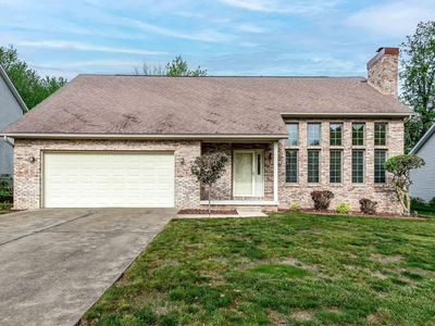 3832 S Laura Way