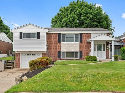 2739 Iowa Dr