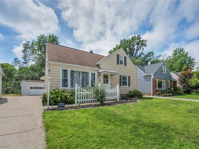 Property at 3862 Wallingford Rd, South Euclid, OH