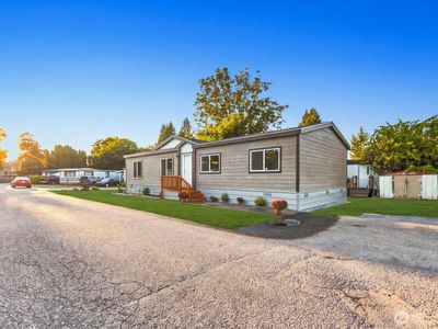 1540 Maple Lane S #33