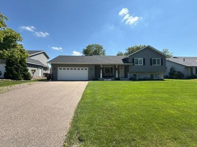7685 Upper 45th St N