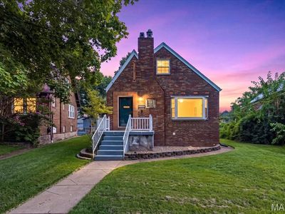 6421 Lindenwood Pl