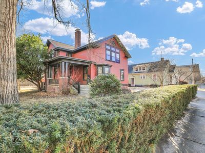 209 W California Ave