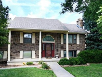 307 Arapahoe Ct