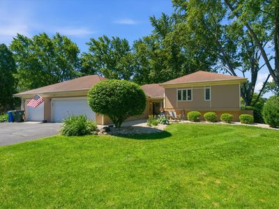 Property at 22 Plum Ct, Dundee, IL