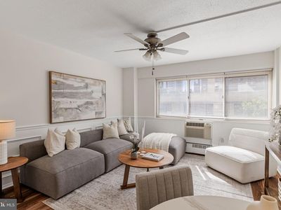 2101 Chestnut St Unit 310