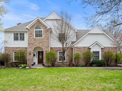 325 W Greyhound Pass