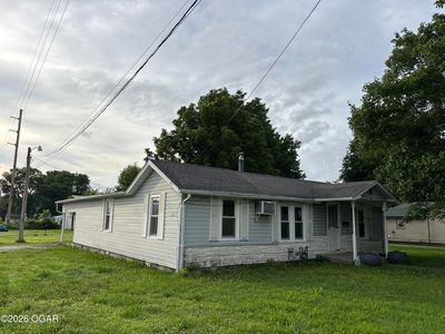Property at 700 Parry St, Lamar, MO