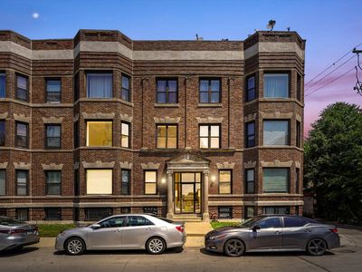 348 E 41st St APT 1