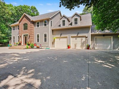2081 Forest View Dr