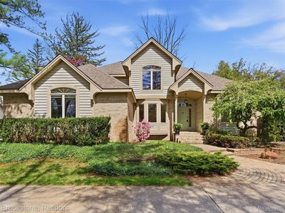 Property at 6512 White Lake Rd, Clarkston, MI