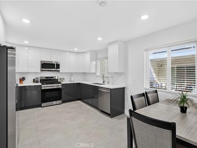 Property at 1344 5th St APT 16, Glendale, CA