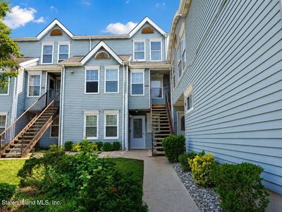 111 Pond Way #B