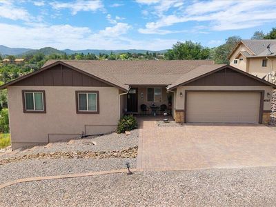 4885 E RAMADA Drive