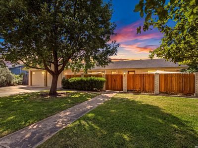 1310 TULIP LN