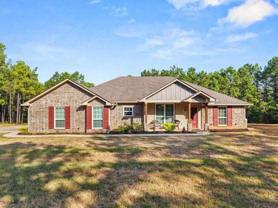525 Lake Gladewater Rd