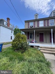 210 S Main St