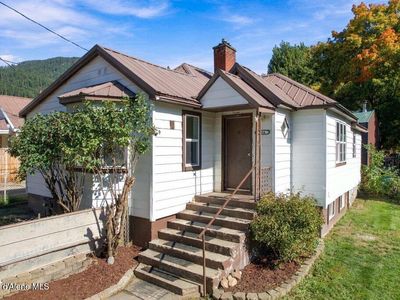 104 Western Ave