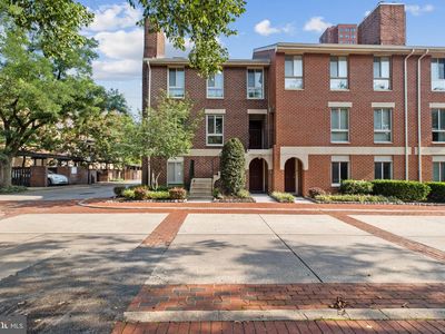 22 W Hill St #R11