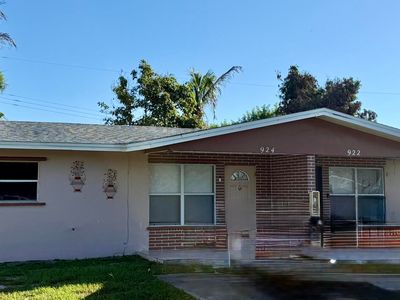 924 Skylark Drive