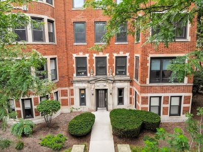 4117 N Sheridan Rd APT 2N