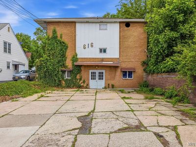 616 Chestnut Ave