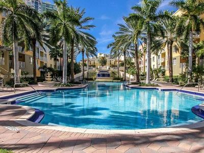 140 Jefferson Ave APT 14005