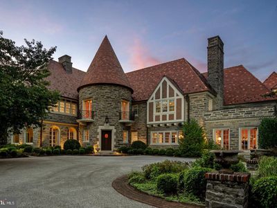 648 Creighton Rd