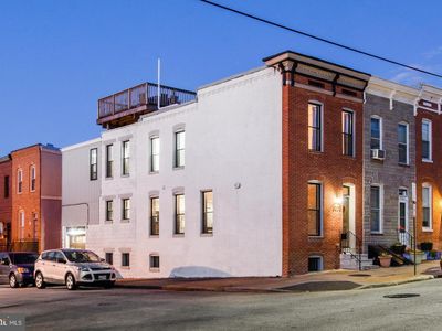3200 Fleet St